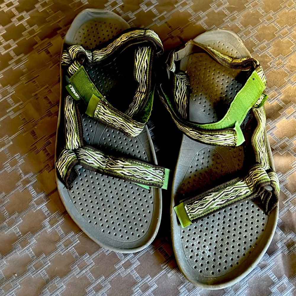 Teva S/N 6502 Green Mens size 13